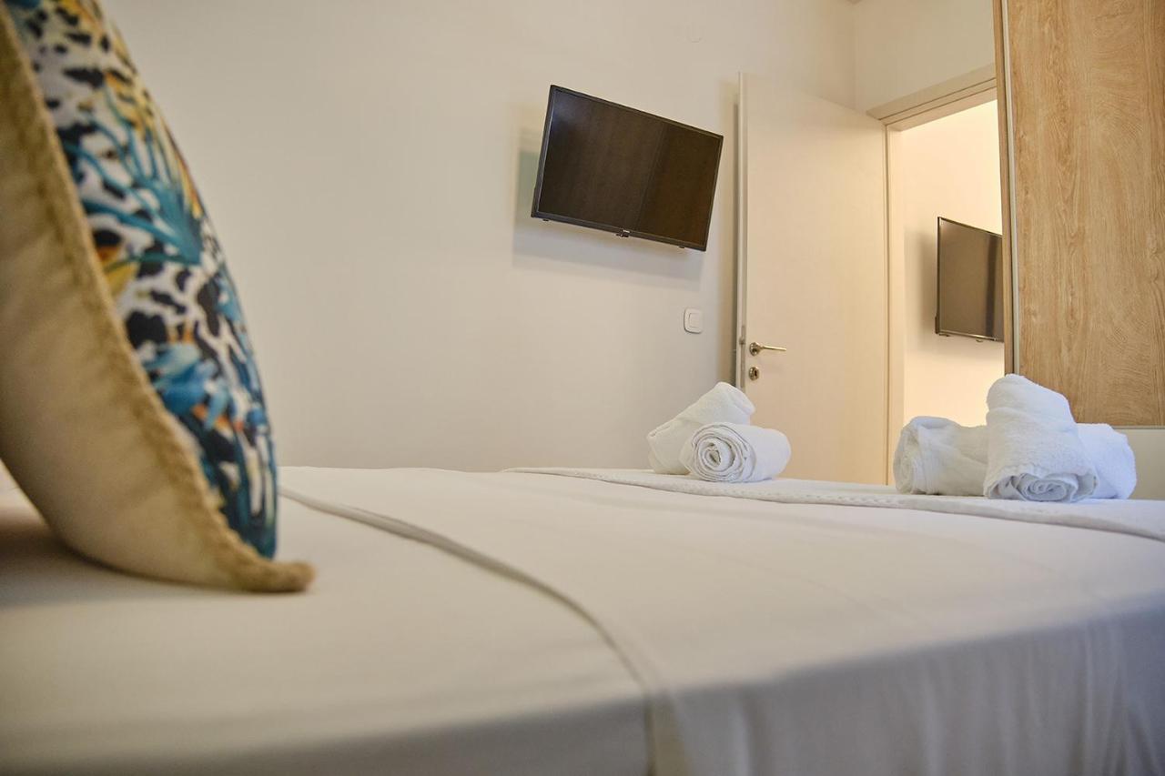 Elegant Central Apartment Veria - Με Ενδοδαπέδια Θέρμανση!!! Екстер'єр фото